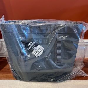 Yeti Camino Carryall - NWT